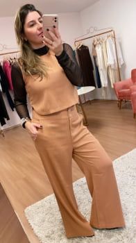 Conjunto blusa botões e calça
